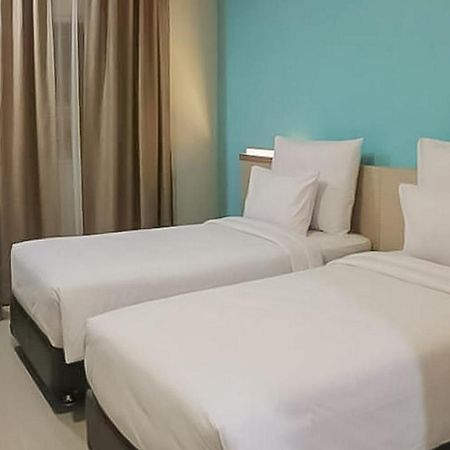 Hotel Mutiara Mitra Reddoorz Padangsidimpuan エクステリア 写真