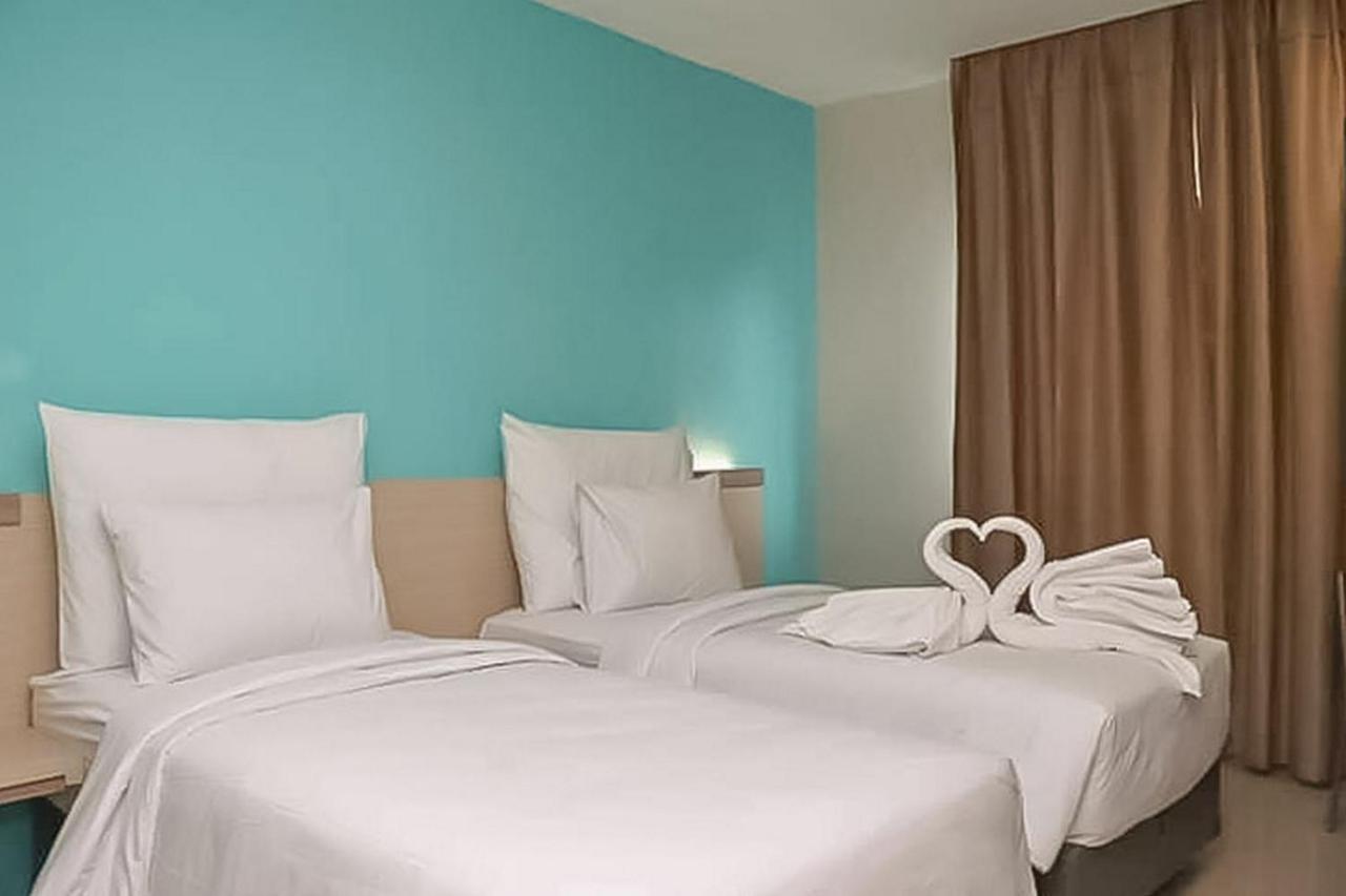 Hotel Mutiara Mitra Reddoorz Padangsidimpuan エクステリア 写真