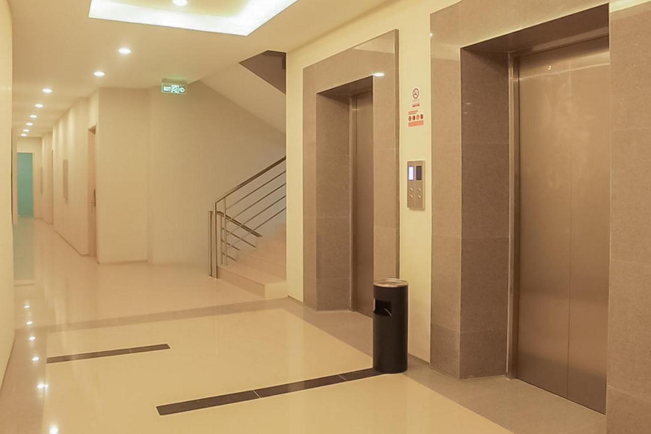 Hotel Mutiara Mitra Reddoorz Padangsidimpuan エクステリア 写真